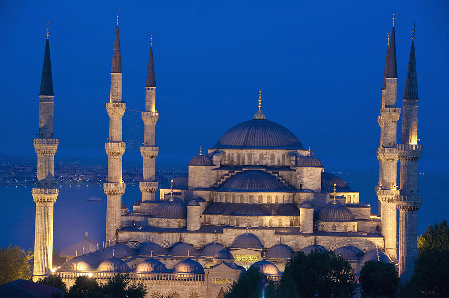 the-sultanahmet-or-blue-mosque-at-dusk-axiom-photographic.jpg