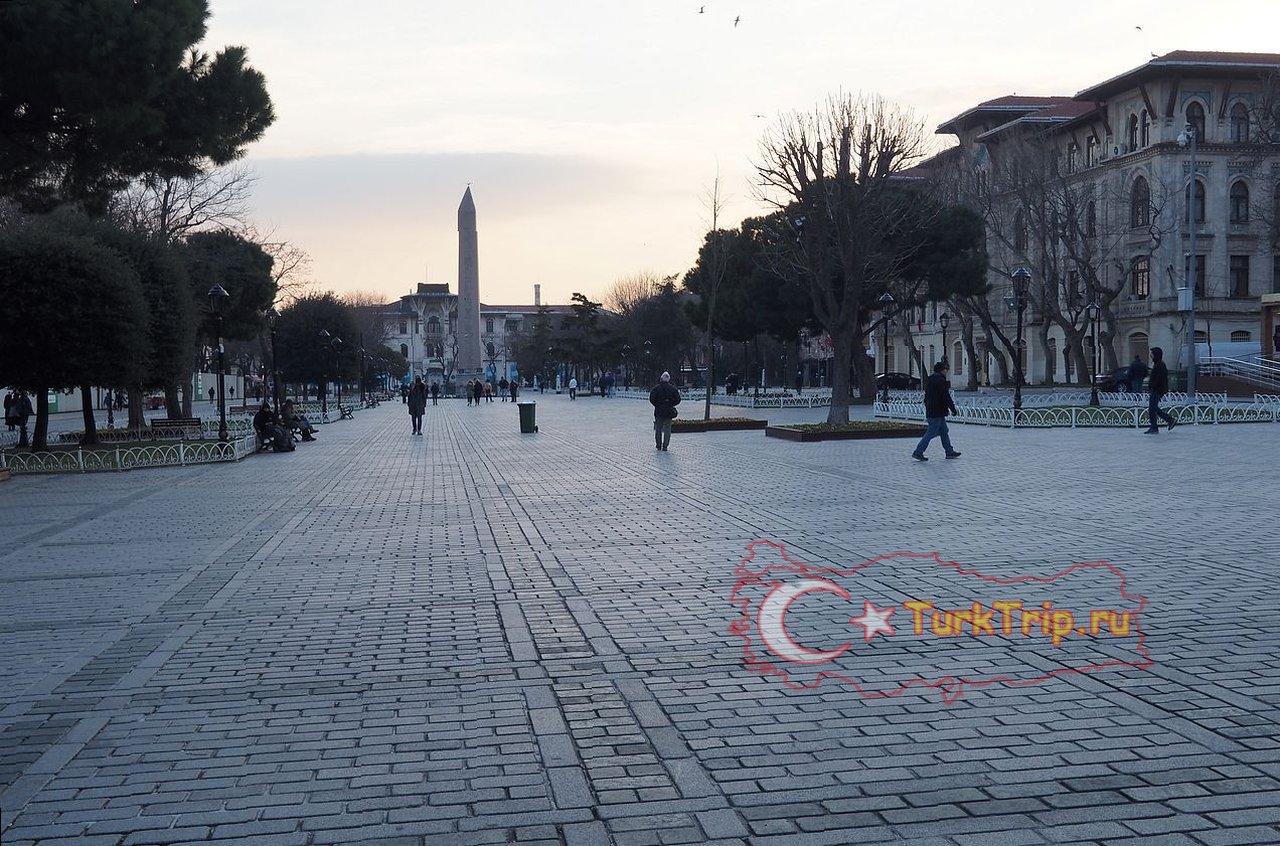 Стамбул турция площадь погода в дубае в начале февраля