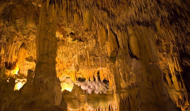 Пещера в Бельдиби 