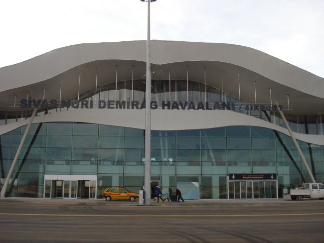 Аэропорт Сиваса
